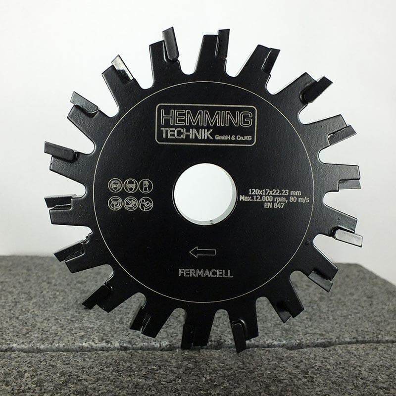 HE120-F Frässcheibe 120 × 17 mm aufrecht stehend, Aufdruck FERMACELL und 120x17x22.23 mm